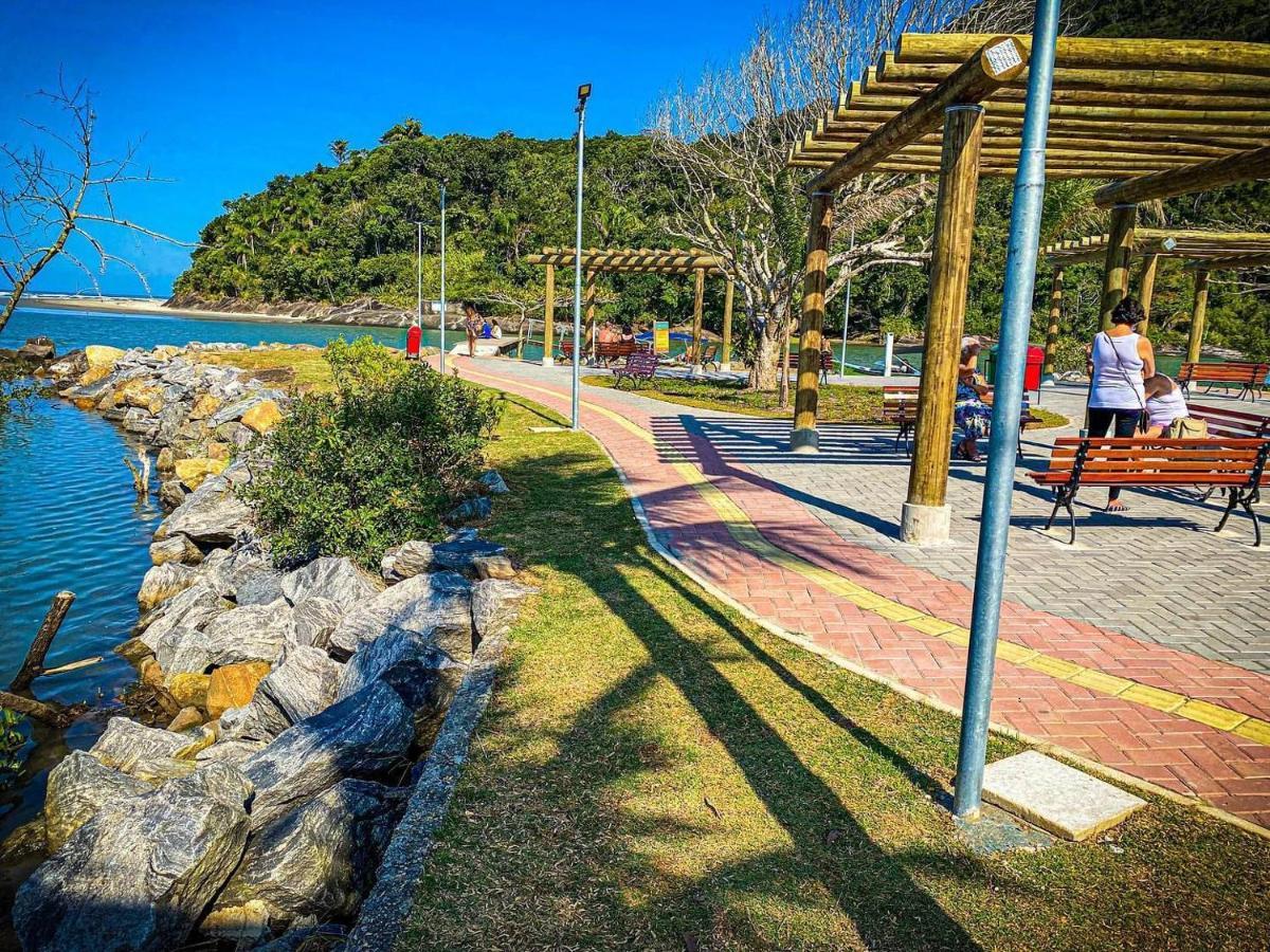 Vila Agradavel Com Piscina. Villa Peruíbe Eksteriør bilde